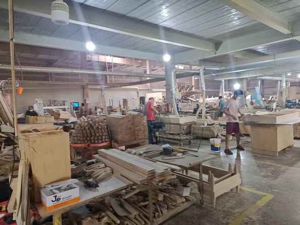 Tongxiang Yuesheng Import and Export Trading Co., Ltd. manufacturer production line
